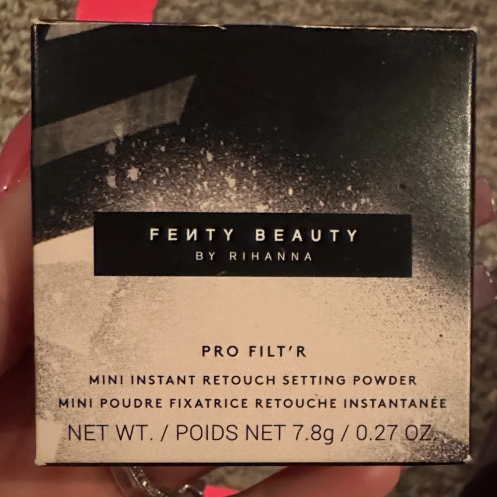BNIB Fenty Beauty Mini Instant Retouch Setting Powder in shade Cashew (medium) - Picture 5 of 5